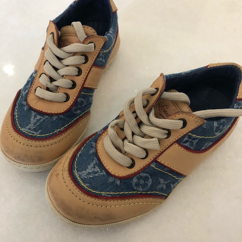 Louis Vuitton Sneakers